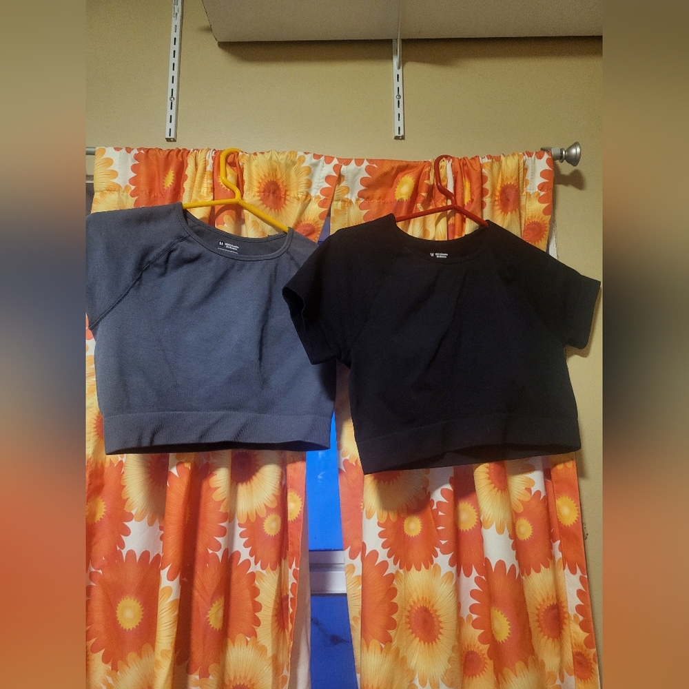 Nwot Womens Workout Top Bundle 2pc